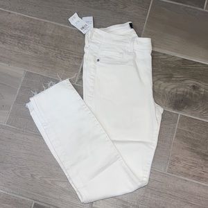 NWT Abercrombie white jeans